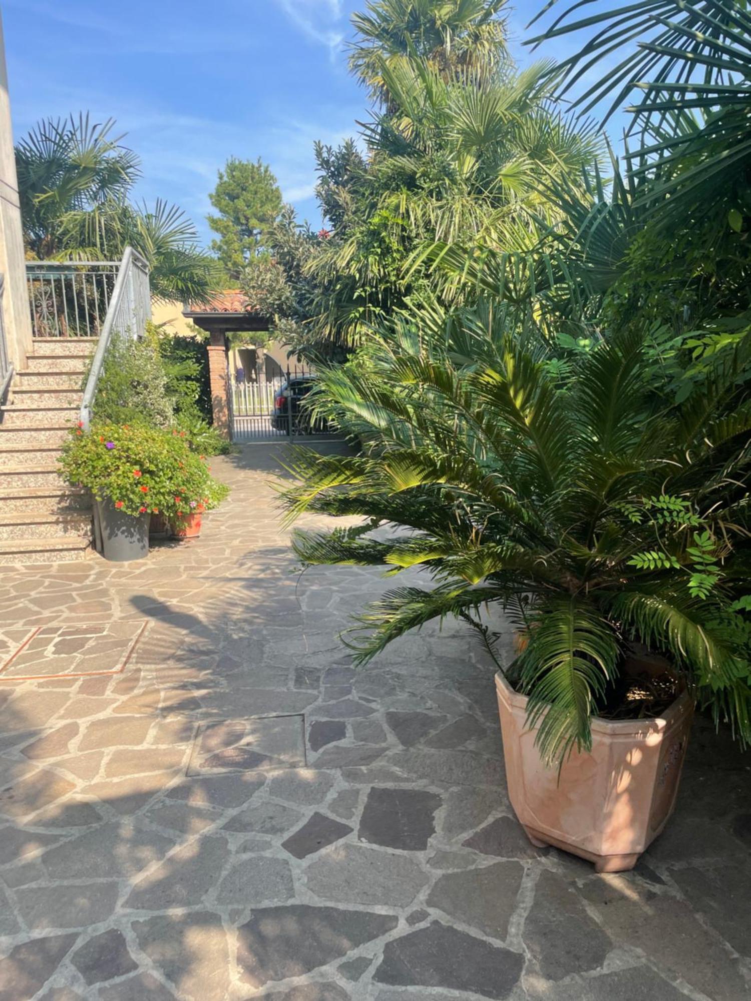 Il Giardino Di Emilia - Intero Appartamento In Villa Con Giardino Privato E Piscina Estiva Pontirolo Nuovo Bagian luar foto