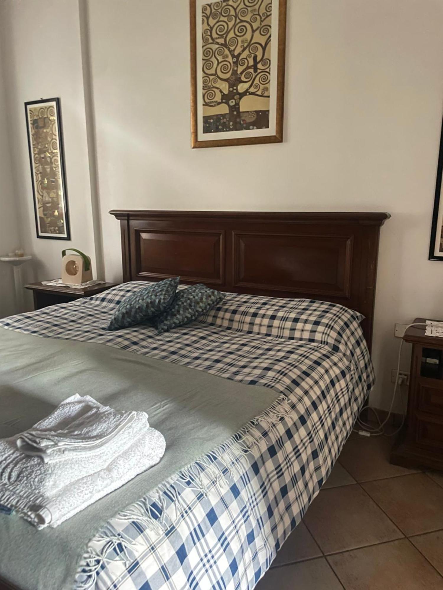 Il Giardino Di Emilia - Intero Appartamento In Villa Con Giardino Privato E Piscina Estiva Pontirolo Nuovo Bagian luar foto